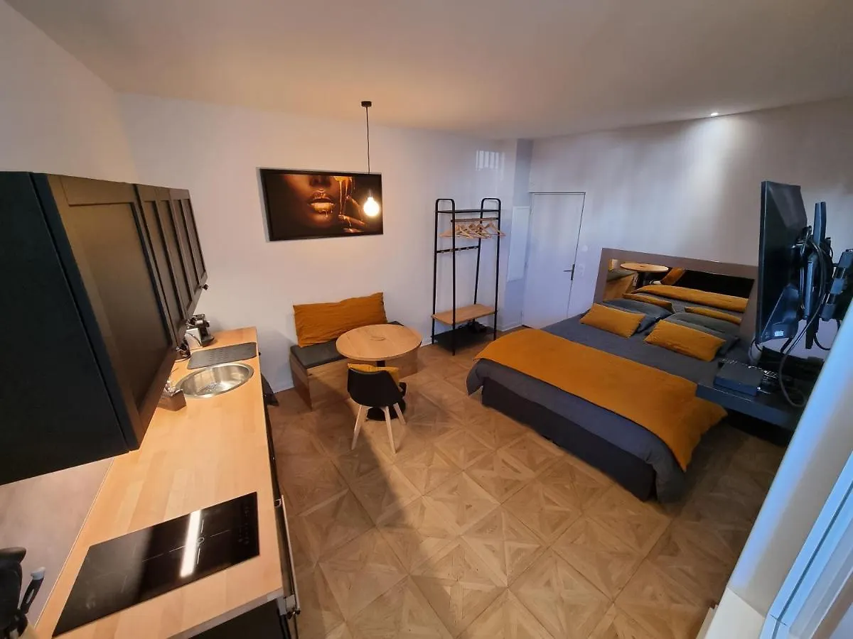 La Chambre Des Secrets Biarritz Apartment