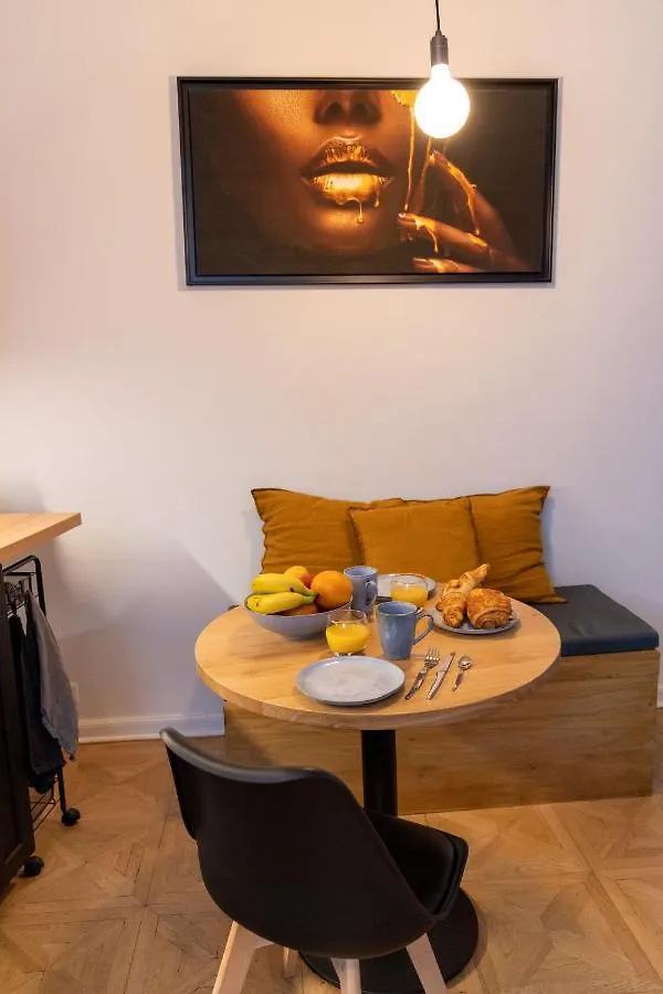 La Chambre Des Secrets Biarritz 0*,