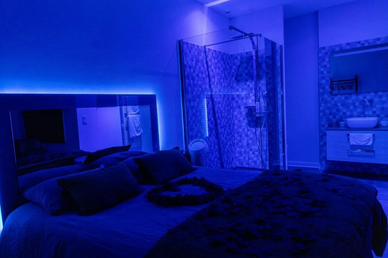 La Chambre Des Secrets Biarritz France