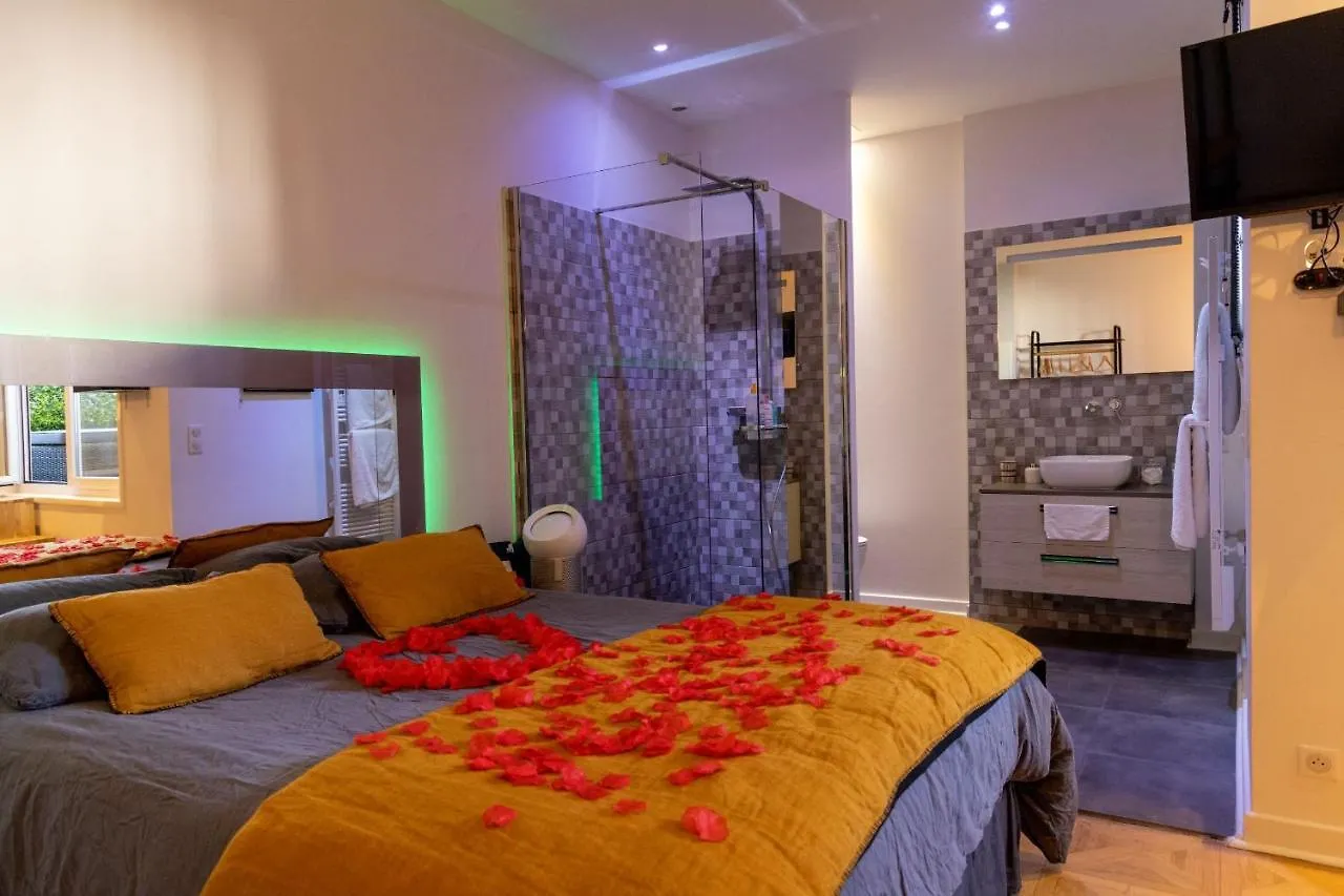 La Chambre Des Secrets Biarritz Apartment